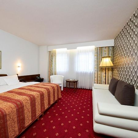 Hotel Zur Post Bernkastel-Kues Esterno foto
