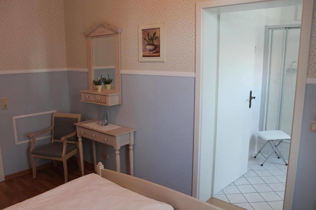 Hotel Zur Post Bernkastel-Kues Esterno foto