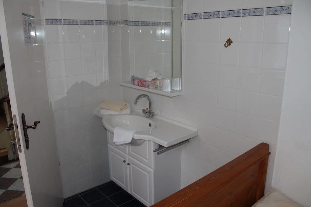 Hotel Zur Post Bernkastel-Kues Esterno foto