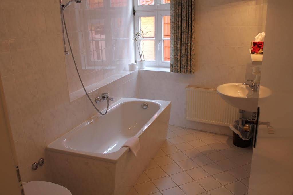 Hotel Zur Post Bernkastel-Kues Esterno foto